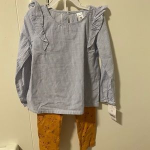 Carters 2 piece outfit 5T NWT